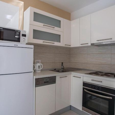 1 Bedroom Lovely Apartment In Komarna Klek Exterior foto